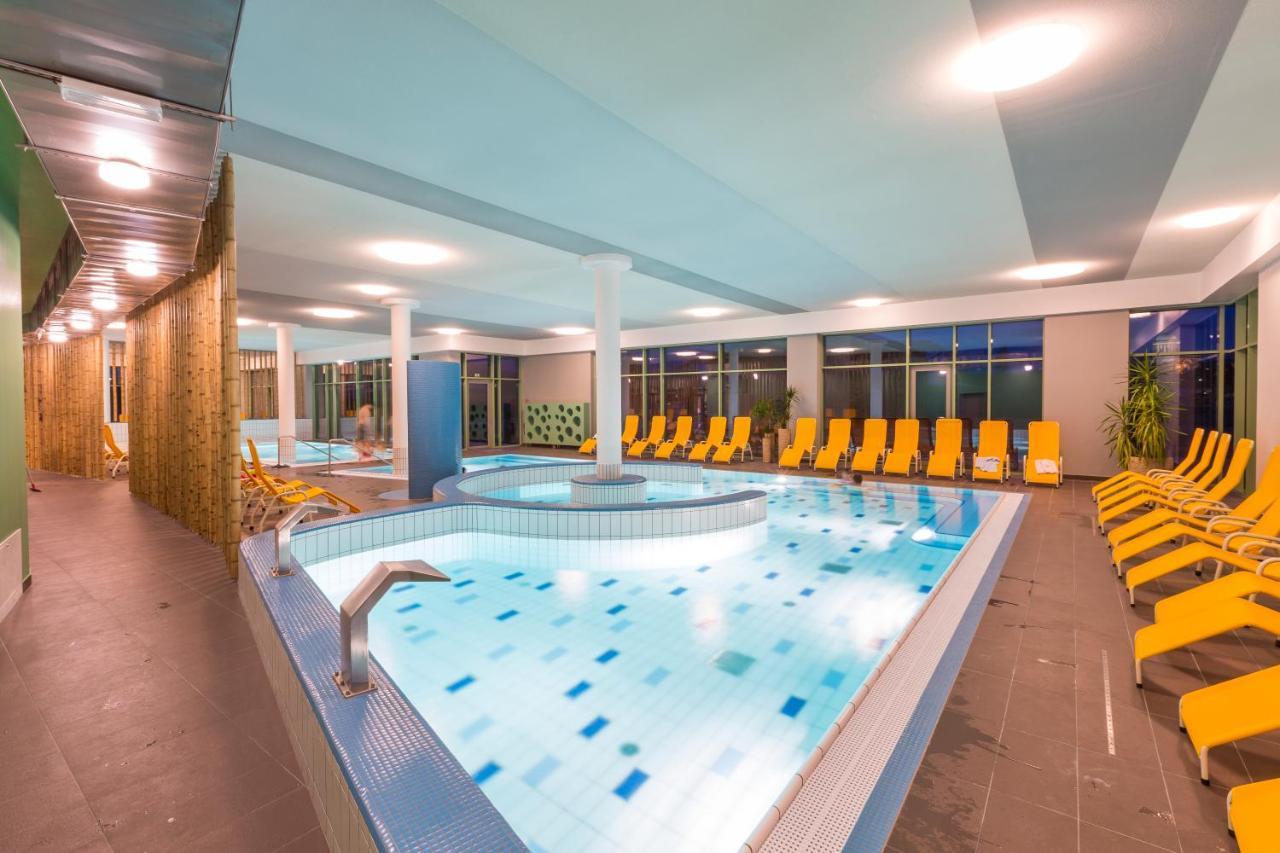 Wellness Hotel Thermal Štúrovo Esterno foto